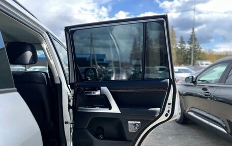 Toyota Land Cruiser 200, 2014 год, 3 900 000 рублей, 11 фотография