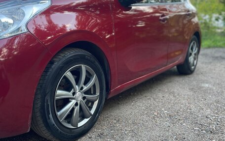 Peugeot 208 II, 2013 год, 930 000 рублей, 3 фотография
