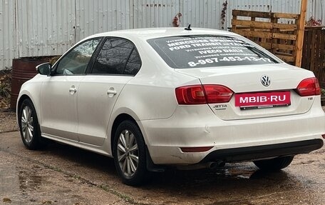 Volkswagen Jetta VI, 2012 год, 760 000 рублей, 3 фотография