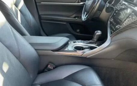 Toyota Camry, 2020 год, 3 200 000 рублей, 4 фотография