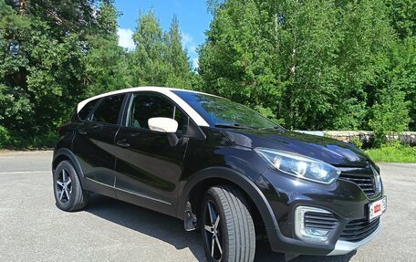 Renault Kaptur I рестайлинг, 2016 год, 1 299 999 рублей, 3 фотография