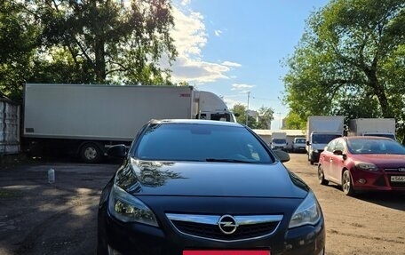 Opel Astra J, 2011 год, 520 000 рублей, 2 фотография