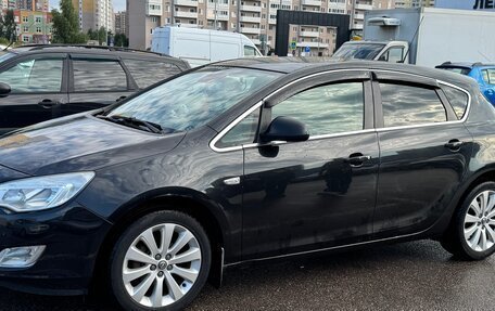 Opel Astra J, 2011 год, 650 000 рублей, 4 фотография