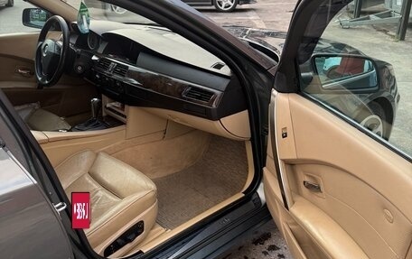 BMW 5 серия, 2003 год, 1 500 000 рублей, 19 фотография