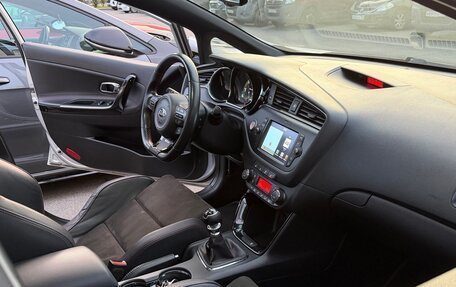 KIA cee'd GT II, 2017 год, 1 600 000 рублей, 12 фотография