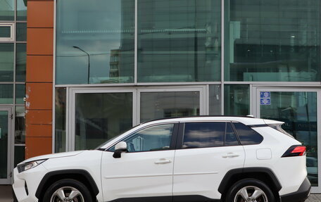 Toyota RAV4, 2019 год, 2 500 000 рублей, 8 фотография