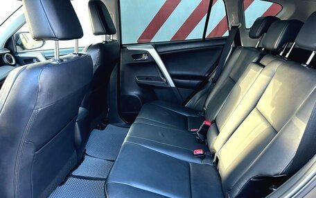 Toyota RAV4, 2013 год, 2 000 000 рублей, 14 фотография