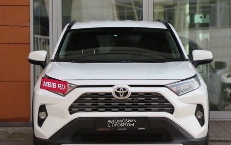 Toyota RAV4, 2019 год, 2 500 000 рублей, 2 фотография
