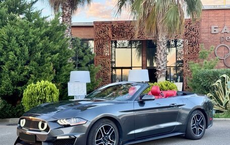 Ford Mustang VI рестайлинг, 2019 год, 3 320 000 рублей, 4 фотография