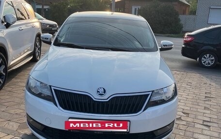 Skoda Rapid I, 2018 год, 1 000 000 рублей, 9 фотография