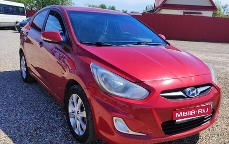 Hyundai Solaris II рестайлинг, 2012 год, 785 000 рублей, 3 фотография
