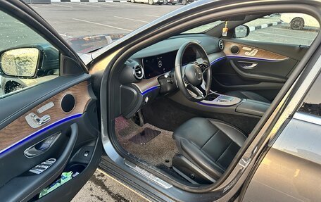 Mercedes-Benz E-Класс, 2021 год, 4 990 000 рублей, 6 фотография