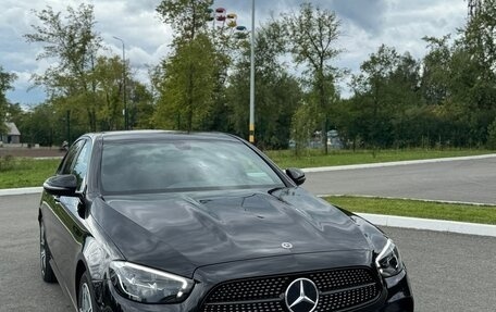 Mercedes-Benz E-Класс, 2021 год, 5 100 000 рублей, 2 фотография
