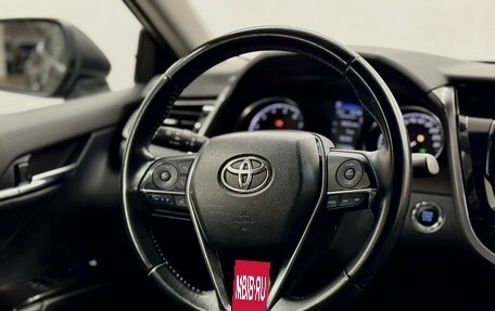 Toyota Camry, 2021 год, 2 995 000 рублей, 18 фотография