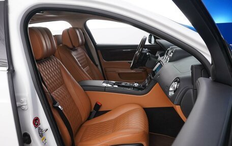 Jaguar XJ IV (X351), 2019 год, 3 940 000 рублей, 8 фотография