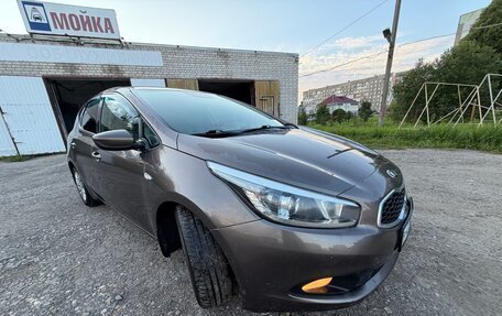 KIA cee'd III, 2014 год, 1 050 000 рублей, 2 фотография