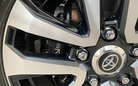 Toyota Land Cruiser 200, 2019 год, 10 500 000 рублей, 12 фотография