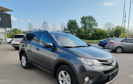 Toyota RAV4, 2014 год, 1 649 000 рублей, 3 фотография