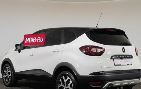 Renault Kaptur I рестайлинг, 2017 год, 1 640 000 рублей, 6 фотография