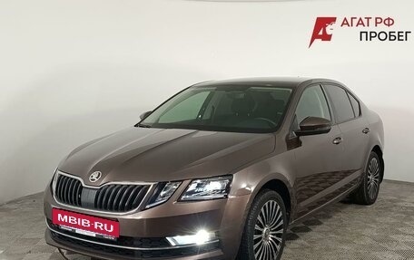 Skoda Octavia, 2017 год, 1 980 000 рублей, 2 фотография