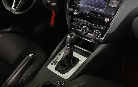 Skoda Octavia, 2017 год, 1 980 000 рублей, 11 фотография