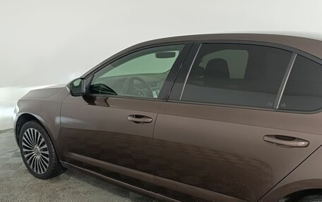 Skoda Octavia, 2017 год, 1 980 000 рублей, 18 фотография