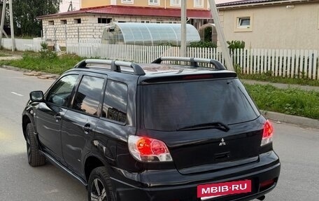 Mitsubishi Outlander III рестайлинг 3, 2003 год, 650 000 рублей, 3 фотография