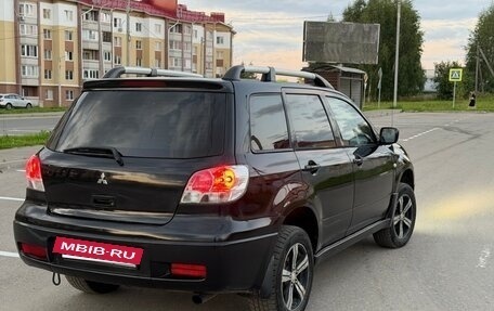 Mitsubishi Outlander III рестайлинг 3, 2003 год, 650 000 рублей, 2 фотография