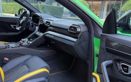 Lamborghini Urus I, 2024 год, 31 500 000 рублей, 26 фотография