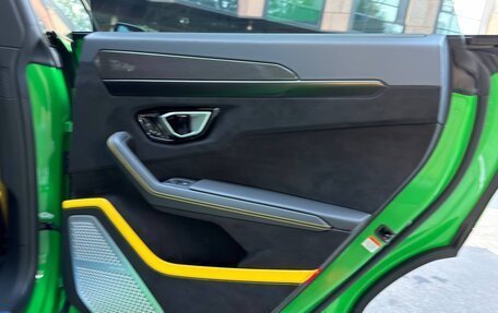 Lamborghini Urus I, 2024 год, 31 500 000 рублей, 29 фотография