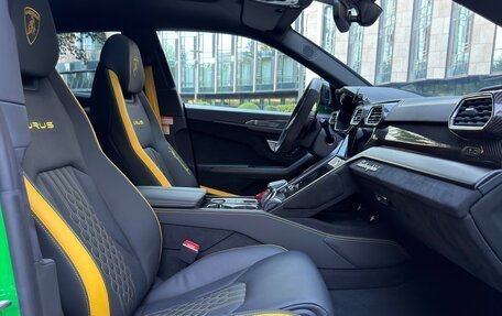 Lamborghini Urus I, 2024 год, 31 500 000 рублей, 27 фотография