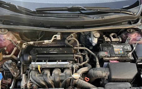 Hyundai Solaris II рестайлинг, 2011 год, 740 000 рублей, 2 фотография