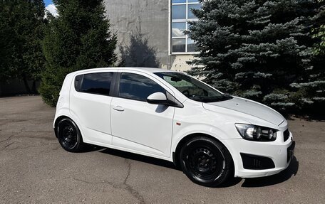 Chevrolet Aveo III, 2014 год, 950 000 рублей, 2 фотография