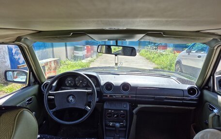 Mercedes-Benz W123, 1979 год, 235 000 рублей, 4 фотография