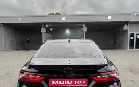 Toyota Camry, 2021 год, 2 850 000 рублей, 8 фотография