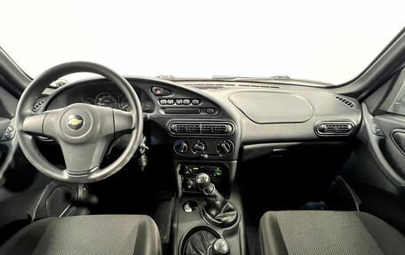 Chevrolet Niva I рестайлинг, 2018 год, 755 000 рублей, 13 фотография