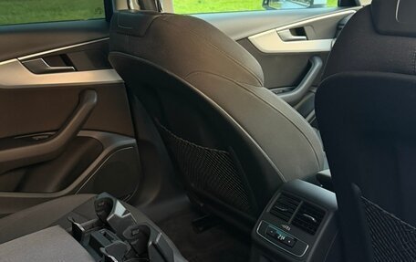 Audi A4, 2016 год, 1 800 000 рублей, 9 фотография