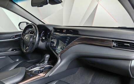 Toyota Camry, 2019 год, 2 489 000 рублей, 13 фотография