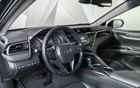 Toyota Camry, 2019 год, 2 489 000 рублей, 19 фотография