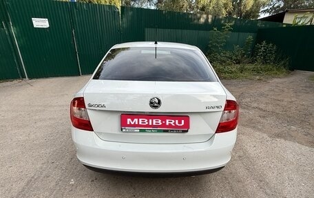 Skoda Rapid I, 2014 год, 990 000 рублей, 4 фотография
