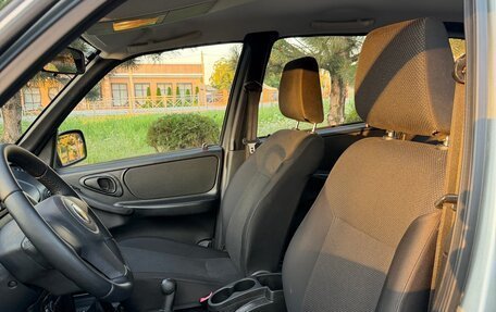 Chevrolet Niva I рестайлинг, 2014 год, 680 000 рублей, 18 фотография