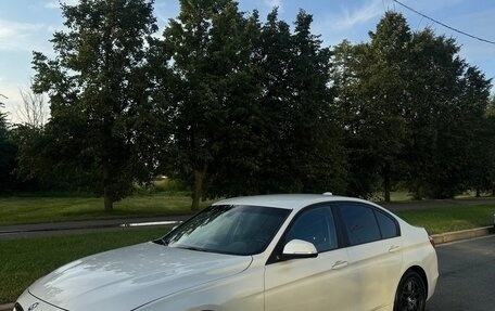 BMW 3 серия, 2014 год, 1 380 000 рублей, 1 фотография