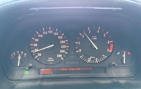 BMW 5 серия, 1992 год, 699 000 рублей, 11 фотография