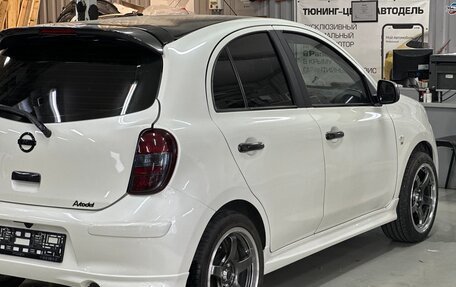 Nissan Micra IV рестайлинг, 2013 год, 989 000 рублей, 4 фотография