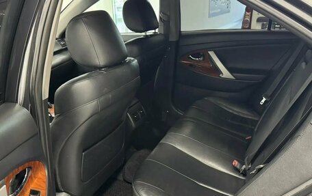 Toyota Camry, 2011 год, 980 000 рублей, 10 фотография