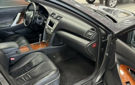 Toyota Camry, 2011 год, 980 000 рублей, 13 фотография