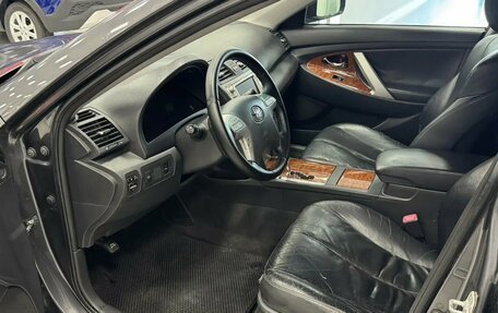 Toyota Camry, 2011 год, 980 000 рублей, 9 фотография