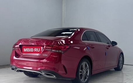 Mercedes-Benz A-Класс, 2022 год, 2 450 000 рублей, 6 фотография