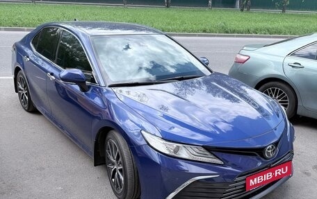 Toyota Camry, 2021 год, 3 999 999 рублей, 12 фотография