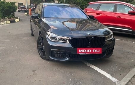 BMW 7 серия, 2016 год, 3 620 000 рублей, 3 фотография